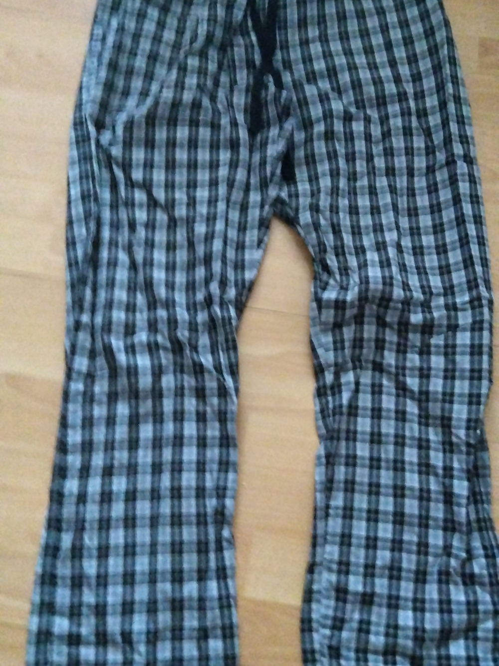 Hanes Men's Black and Gray Plaid Lounge Pants